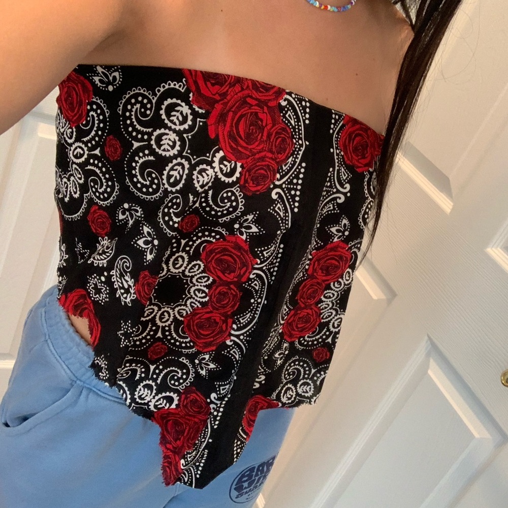 Bandana tie rose top